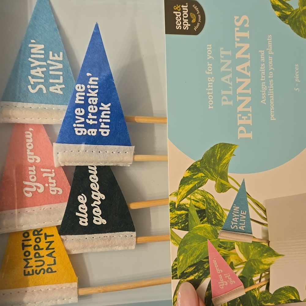 New Seed & Sprout 5 Piece Set Plant Pennants